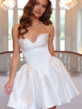 Rosie Etienne Valentina Wedding Dress